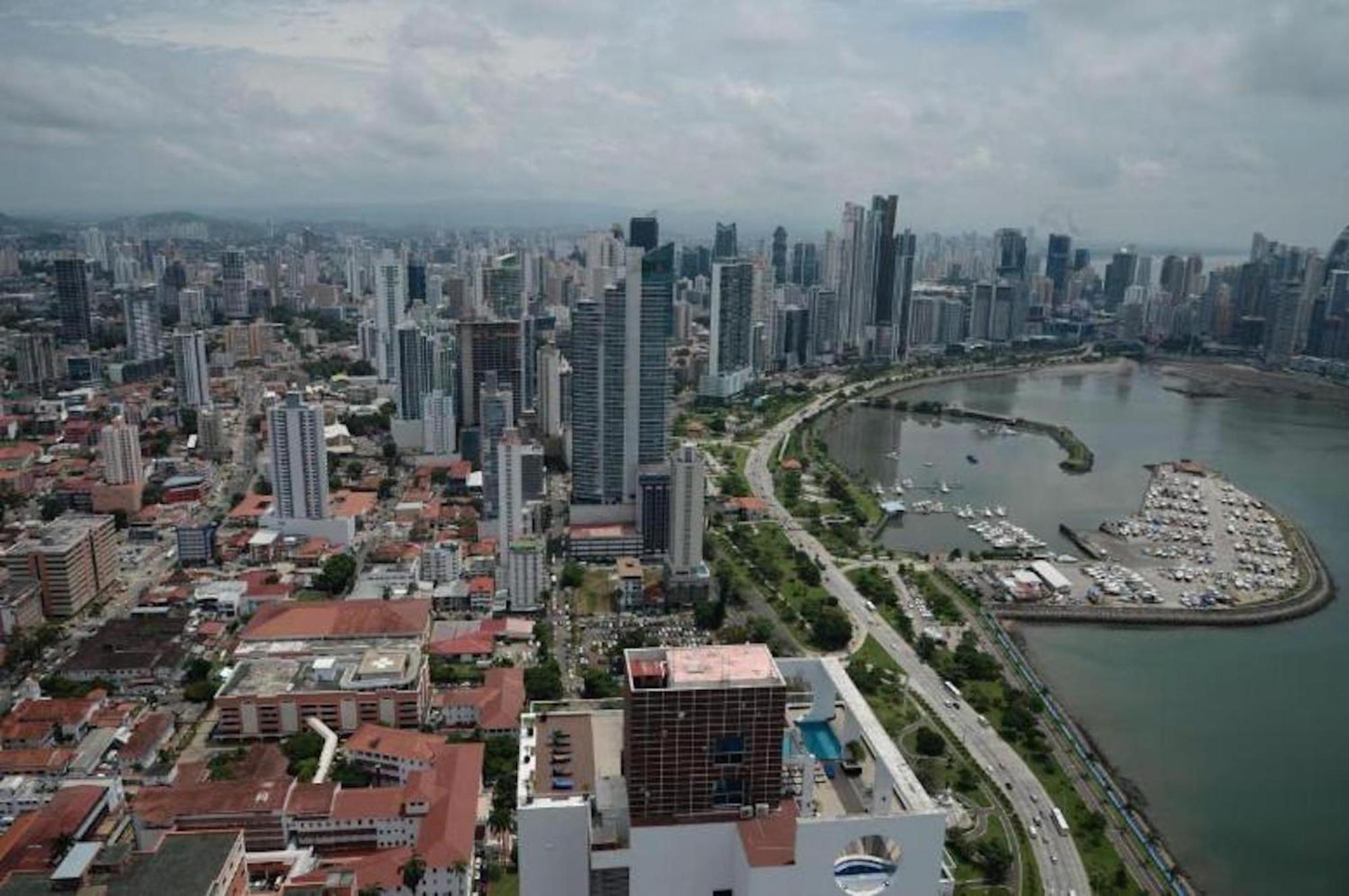 Hotel Pension Corona Kota Panama Bagian luar foto